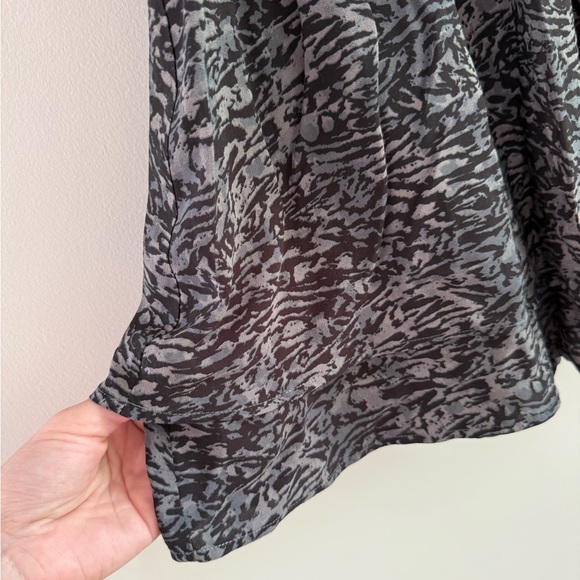 Rails Addison Skirt - Charcoal Grey Abstract Animal Print - Size Small - Picture 6 of 12